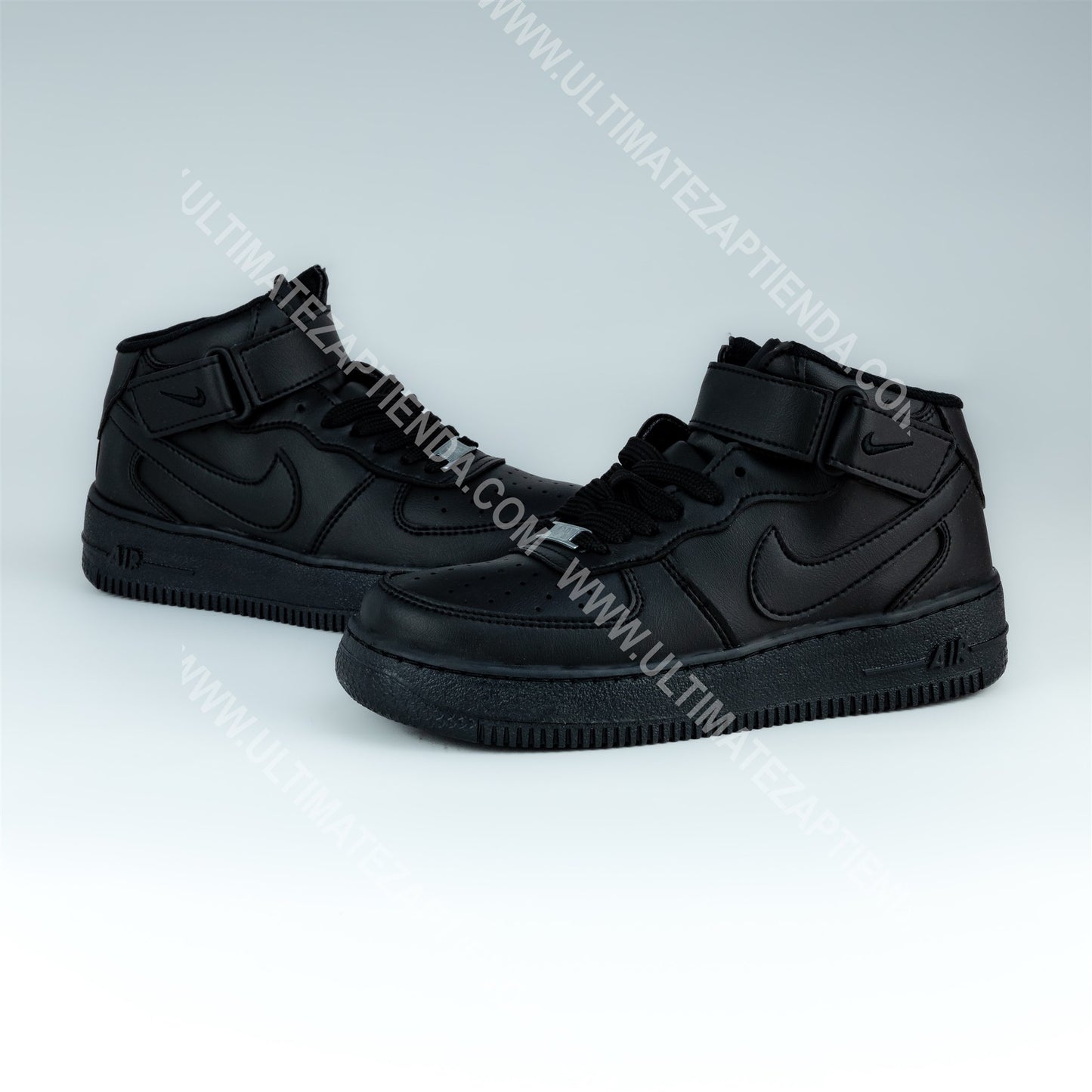 NIKE BOTA NEGRO