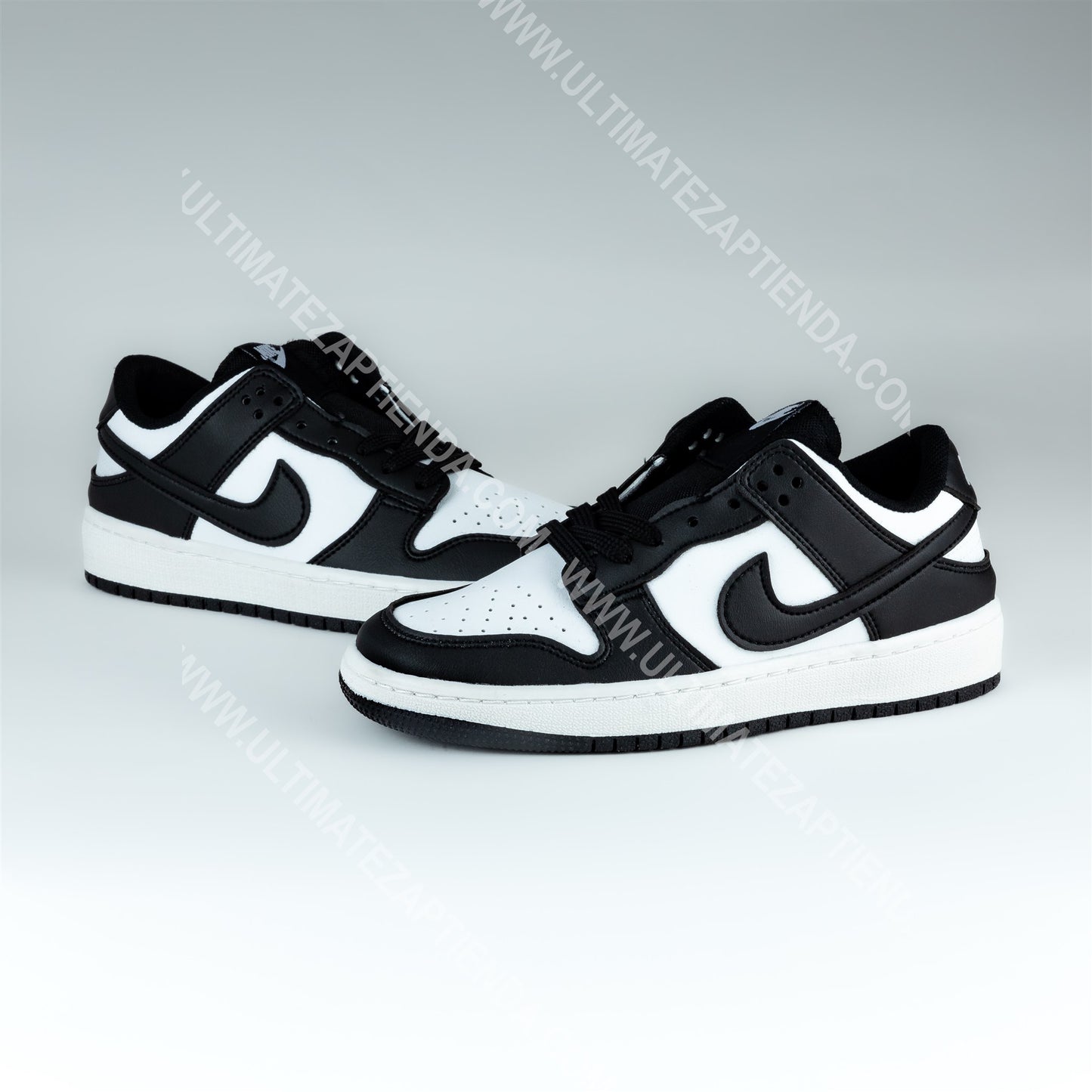 NIKE DUNK NEGRO