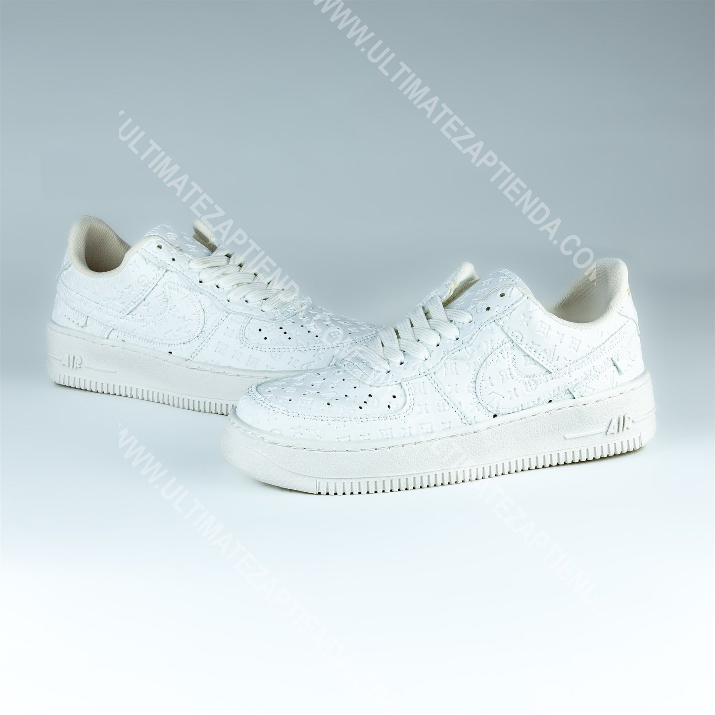 NIKE AIR FORCE BLANCO LV