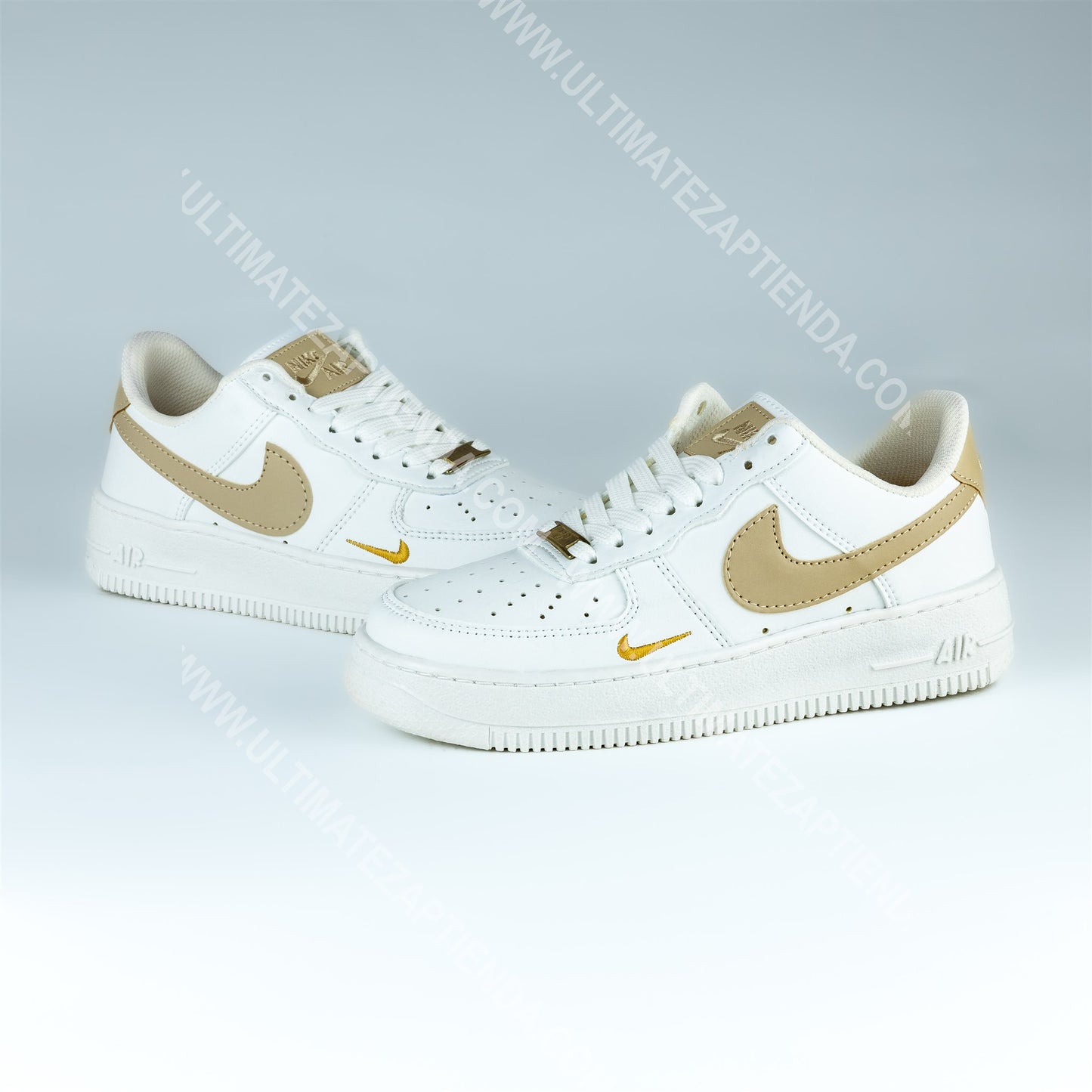 NIKE AIR FORCE BLANCO Y BEGE