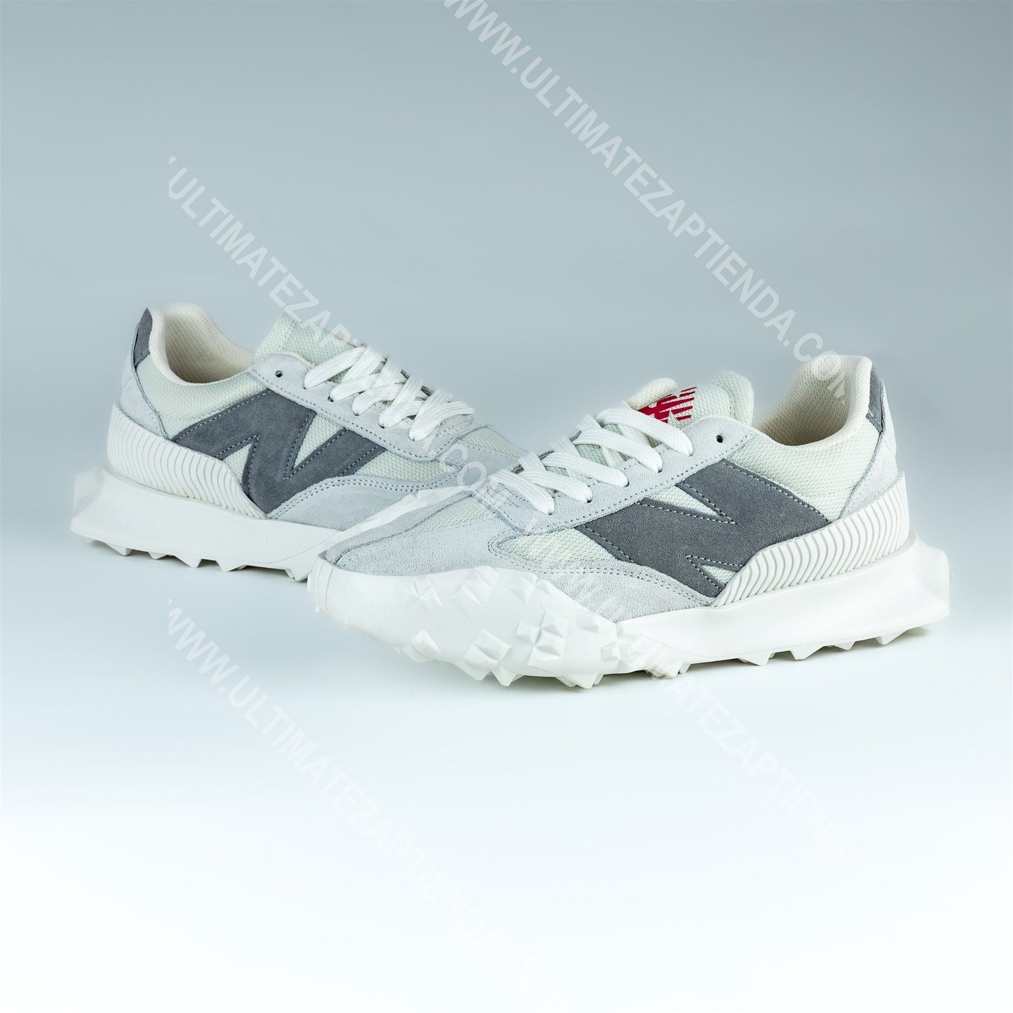NEW BALANCE XC-72 GRIS Y BLANCO